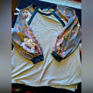 Floral Sleeve Thin Sweatshirt